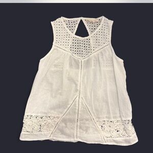 Lovestitch Lace Keyhole Top size small